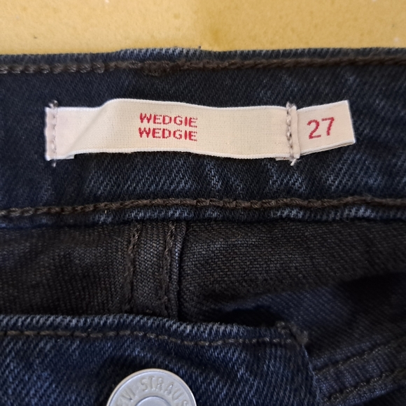 Levi's Wedgie Black denim jeans - Picture 10 of 10